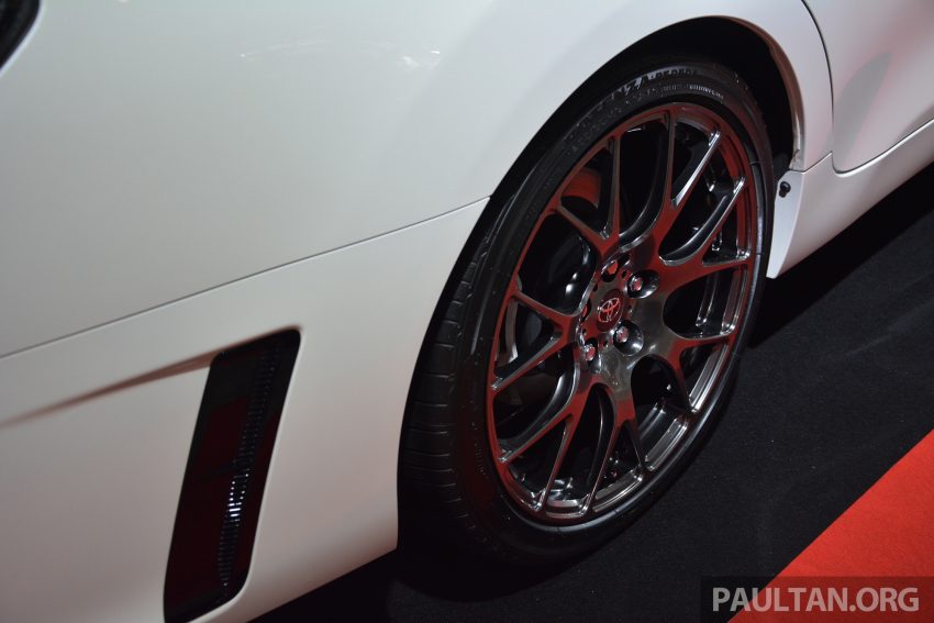 Toyota Mark X GRMN 于东京改装展亮相！3.5升V6自然进气引擎搭配六速手排变速箱，318匹马力！限量350辆发售 85891