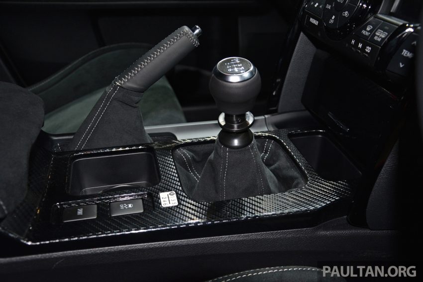 Toyota Mark X GRMN 于东京改装展亮相！3.5升V6自然进气引擎搭配六速手排变速箱，318匹马力！限量350辆发售 85900