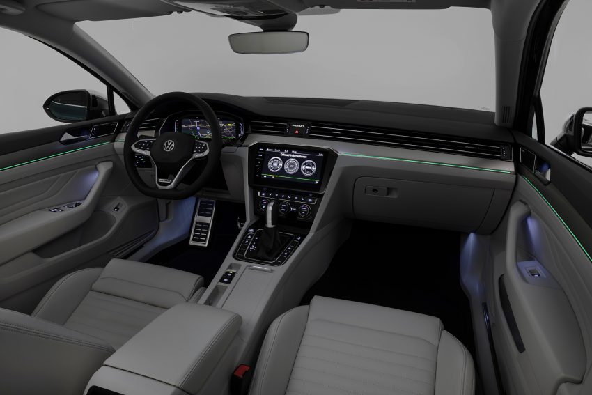 欧规版 B8 Volkswagen Passat 小改款官图发布，导入品牌首见达 Level 2 自驾评级的 IQ.Drive 驾驶辅助系统 87372