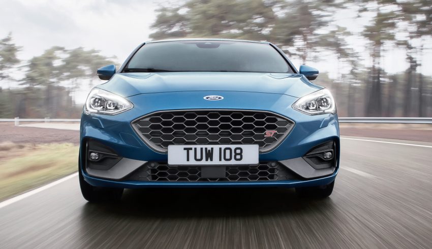 2019 Ford Focus ST Mk4 官图发布，提供汽柴油两种动力，2.3双涡流涡轮增压引擎最大输出达276 hp／430 Nm 88374