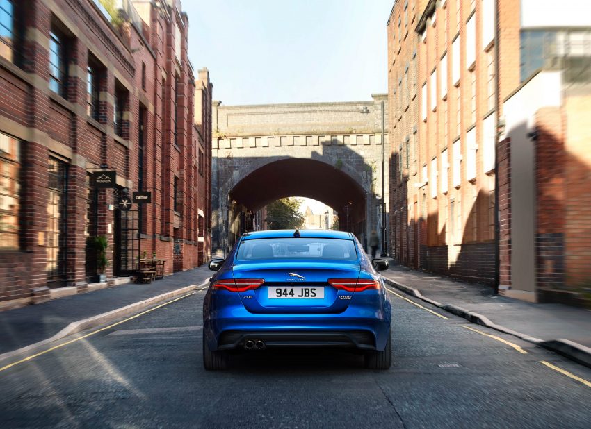Jaguar XE 小改款发布，新引擎、外型设计再进化 89084