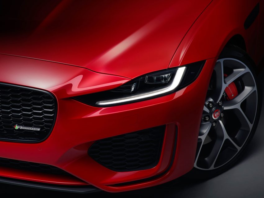 Jaguar XE 小改款发布，新引擎、外型设计再进化 89058