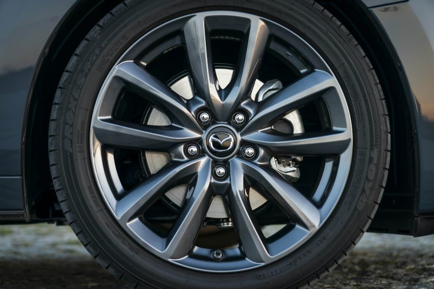 全新一代 2019 Mazda 3 欧洲版完整图集和规格配备信息 88047