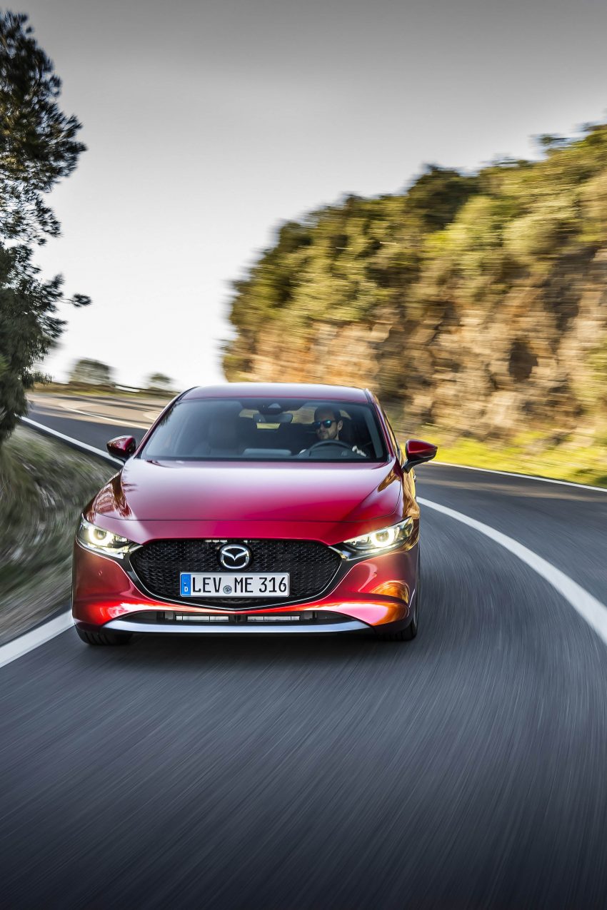 全新一代 2019 Mazda 3 欧洲版完整图集和规格配备信息 88075