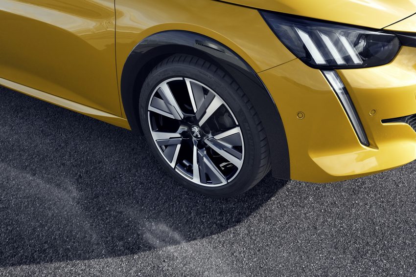 全新 Peugeot 208 细节与官图公布，将会有纯电动版本 88887