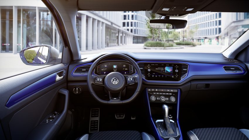 奔跑吧SUV! Volkswagen T-Roc R, 300匹马力, 4.9秒破百! 88808