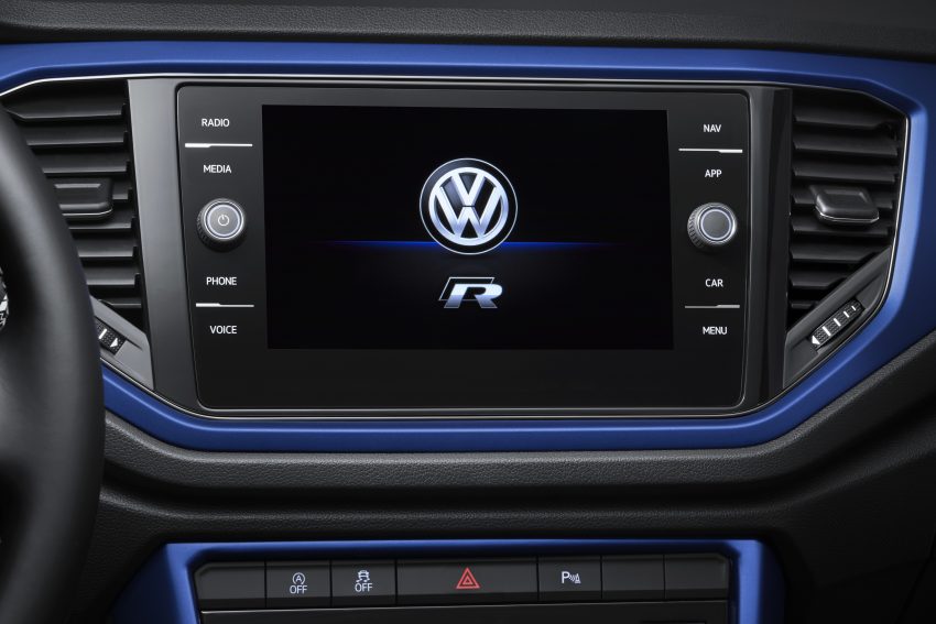 奔跑吧SUV! Volkswagen T-Roc R, 300匹马力, 4.9秒破百! 88811
