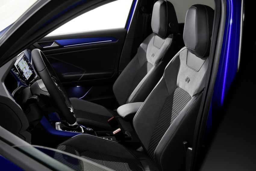 奔跑吧SUV! Volkswagen T-Roc R, 300匹马力, 4.9秒破百! 88820