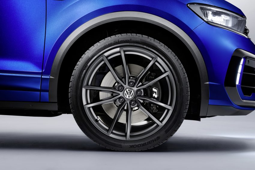 奔跑吧SUV! Volkswagen T-Roc R, 300匹马力, 4.9秒破百! 88801