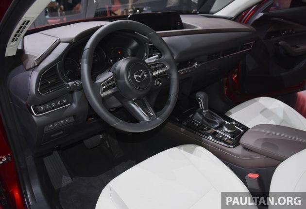 Mazda CX-30 日内瓦车展首发，定位于CX-3与CX-5之间