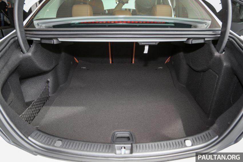 Mercedes-Benz E 350 AMG Line、E 200 SportStyle Avantgarde 及 E 300 Exclusive 本地上市，从RM329k起 89806