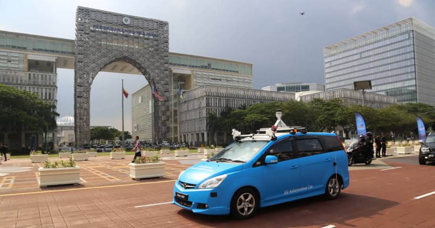 马哈迪抢先试坐 Level 4 自驾级别的 Proton Exora 测试车 93602