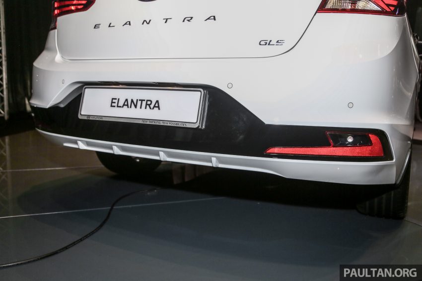 Hyundai Elantra 小改款本地开售，只有2.0L一个等级 93546