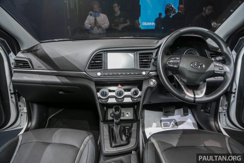 Hyundai Elantra 小改款本地开售，只有2.0L一个等级 93522