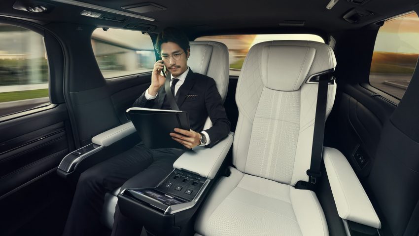 Lexus LM 系列上海全球首发，Alphard 的终极豪华版 93250