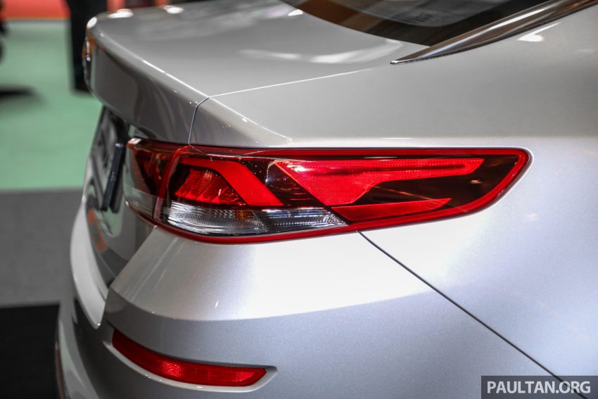 Kia Optima 2.0 EX 亮相大马车展，入门版售价14万令吉 93017