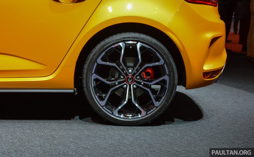 全新 Renault Megane RS 本地释出预告，本月内面市 93269