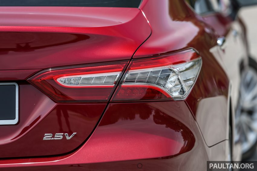 试驾：Toyota Camry 2.5V，安全满分，质感直逼 Lexus ! 93137