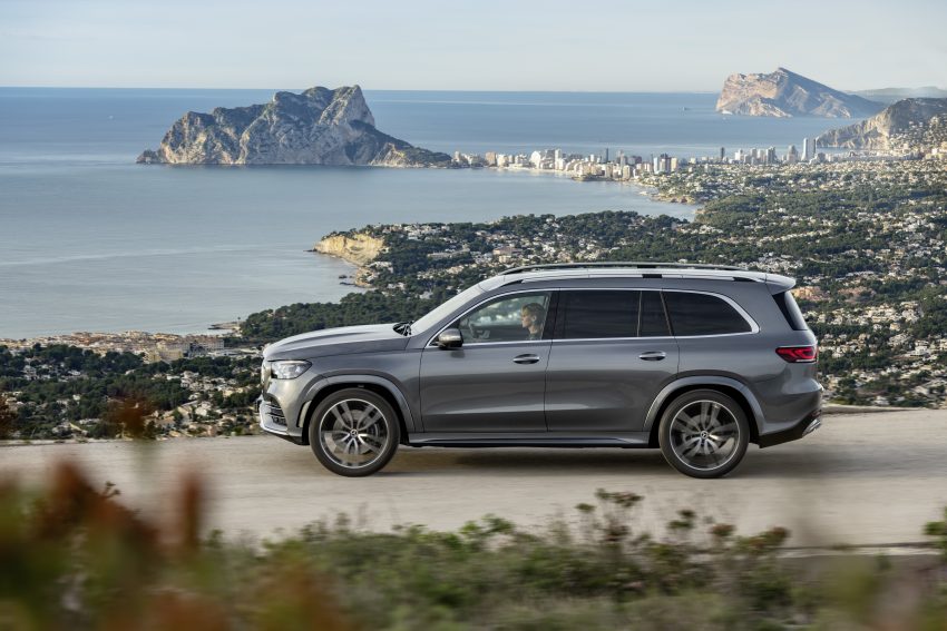 越长越大! 全新第三代 Mercedes-Benz GLS 纽约车展首发 93468