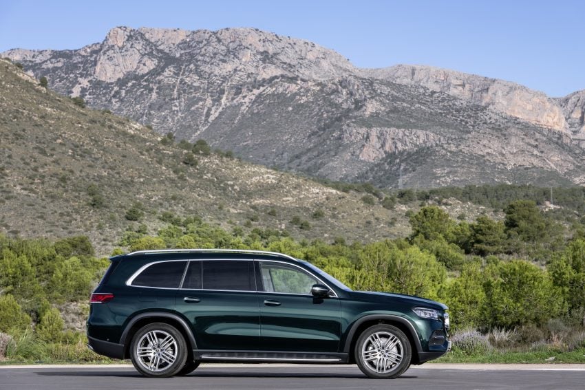 越长越大! 全新第三代 Mercedes-Benz GLS 纽约车展首发 93490