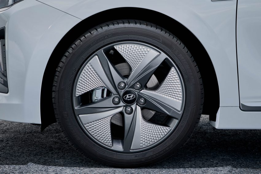 原厂公布 Hyundai Ioniq 小改款细节，依然维持三种版本 94516