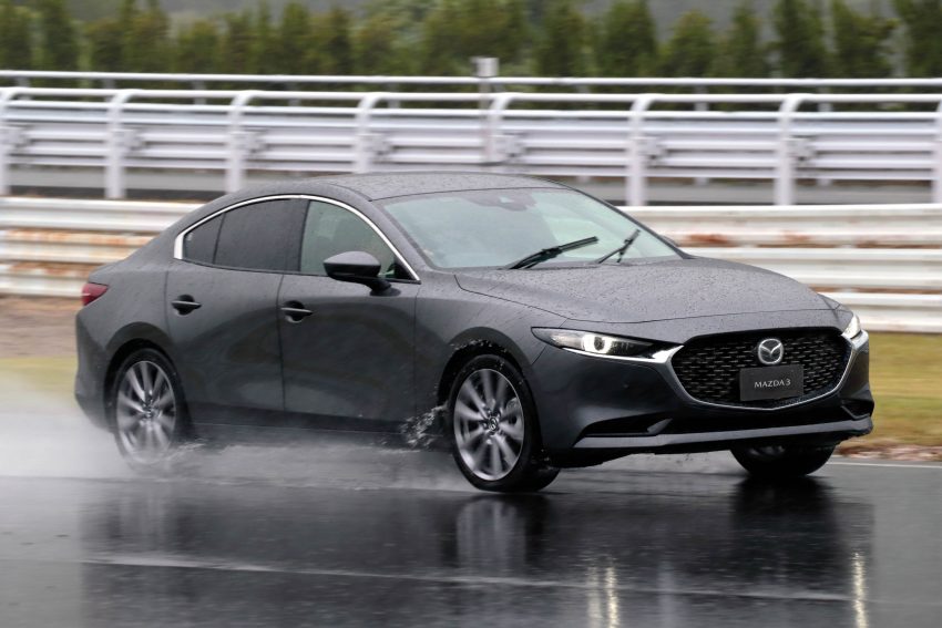 第四代 Mazda 3 各项规格与特点逐一看，为何改用扭力梁？新车安全性有何改进？SkyActiv-X 引擎为何不来马？ 98252