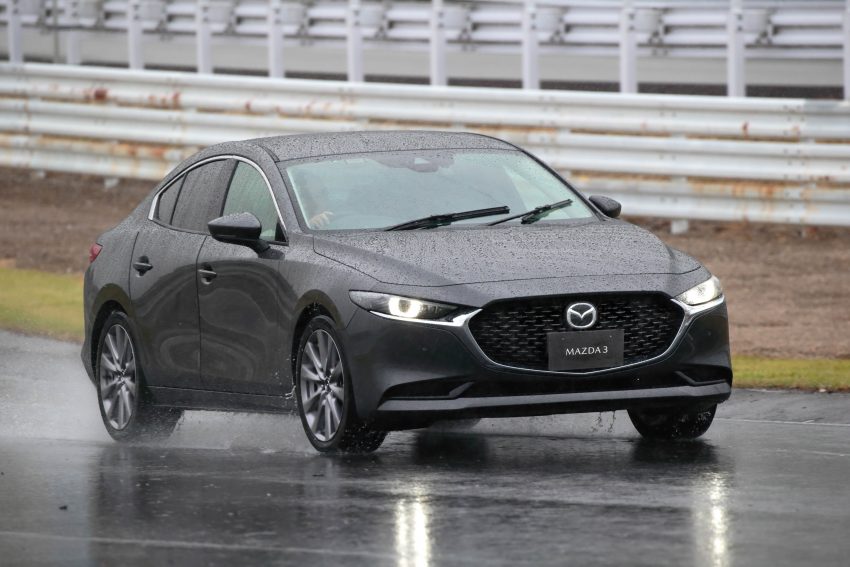 第四代 Mazda 3 各项规格与特点逐一看，为何改用扭力梁？新车安全性有何改进？SkyActiv-X 引擎为何不来马？ 98247