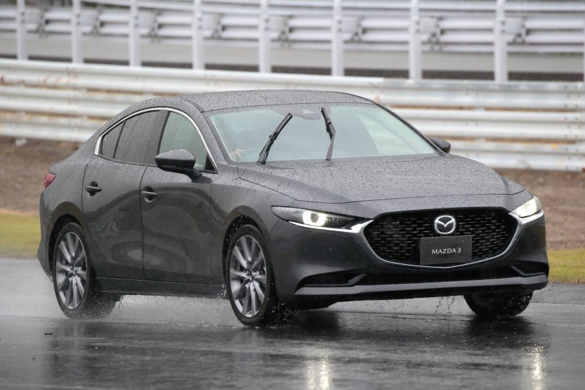 第四代 Mazda 3 各项规格与特点逐一看，为何改用扭力梁？新车安全性有何改进？SkyActiv-X 引擎为何不来马？ 98248