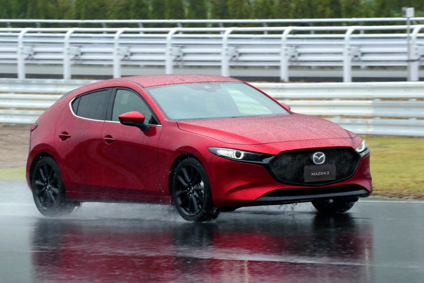 第四代 Mazda 3 各项规格与特点逐一看，为何改用扭力梁？新车安全性有何改进？SkyActiv-X 引擎为何不来马？ 98249