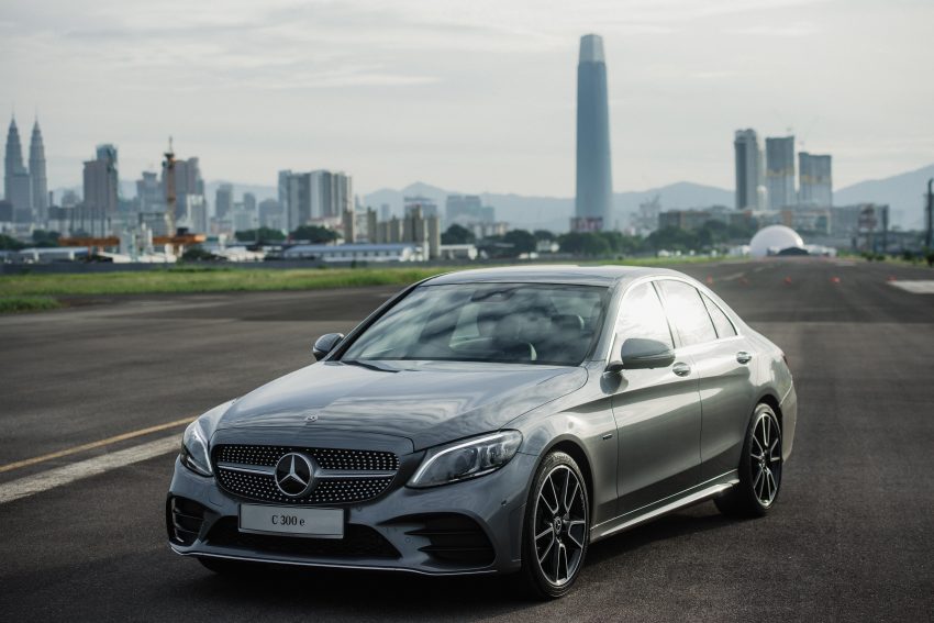 发布在即，插电混动版 Mercedes-Benz C300e 本地亮相 97860