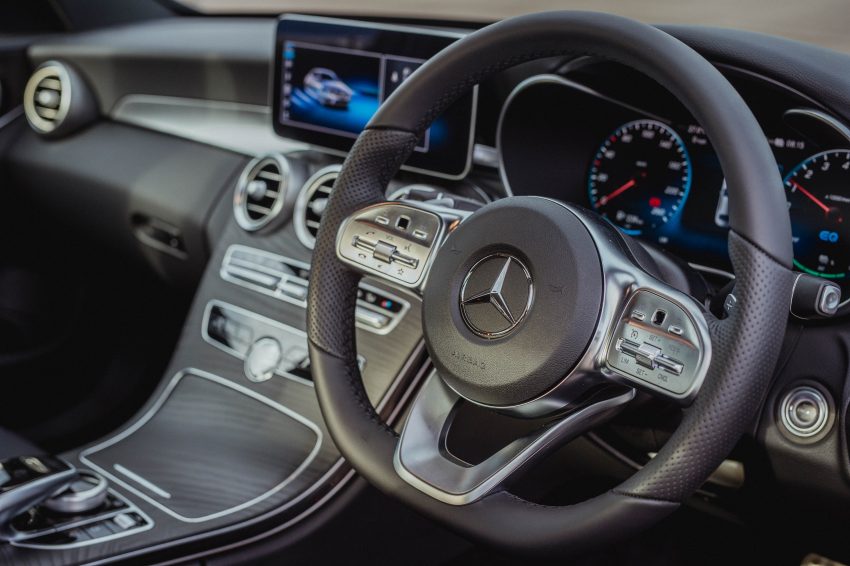 发布在即，插电混动版 Mercedes-Benz C300e 本地亮相 97864