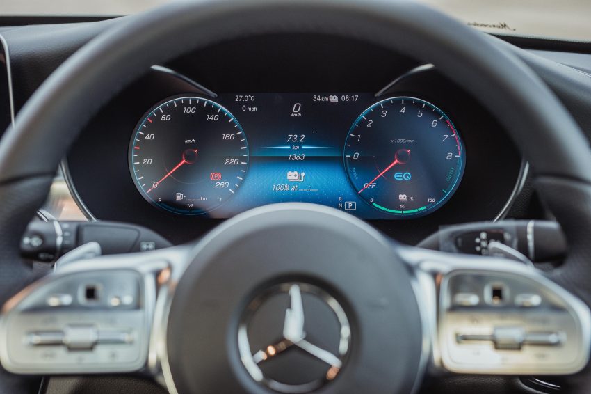 发布在即，插电混动版 Mercedes-Benz C300e 本地亮相 97867