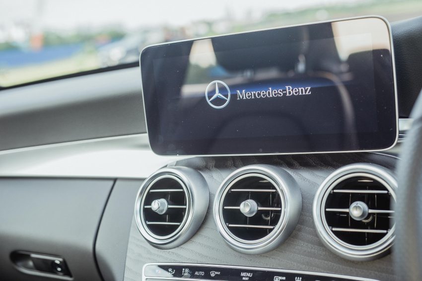 发布在即，插电混动版 Mercedes-Benz C300e 本地亮相 97868