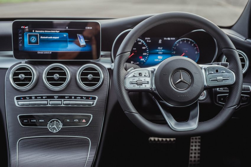 发布在即，插电混动版 Mercedes-Benz C300e 本地亮相 97878