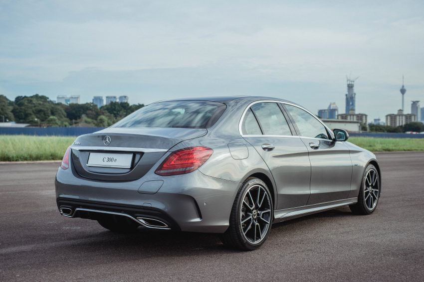 发布在即，插电混动版 Mercedes-Benz C300e 本地亮相 97881