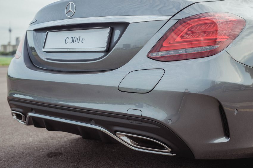 发布在即，插电混动版 Mercedes-Benz C300e 本地亮相 97882