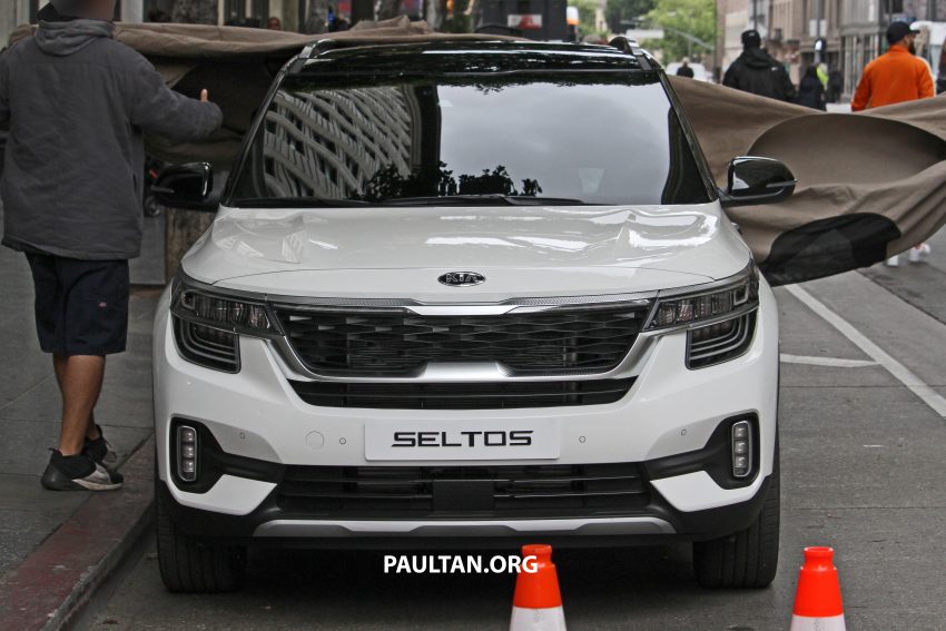 Kia 全新入门级小型 SUV 量产版实车现身！命名 Seltos！ 97086