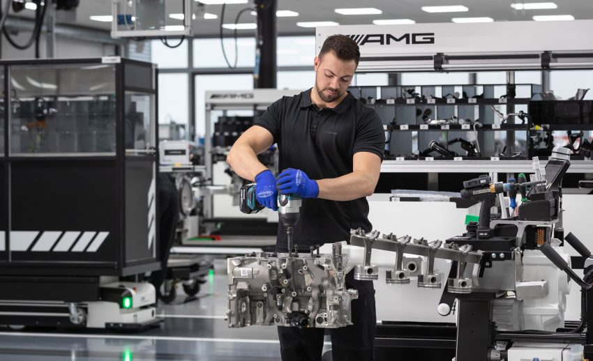 2.0升引擎竟可榨出 416 hp／500 Nm！Mercedes-AMG 再打造地表最强四缸引擎，将搭载于新一代 45 系列车型上！ 97289