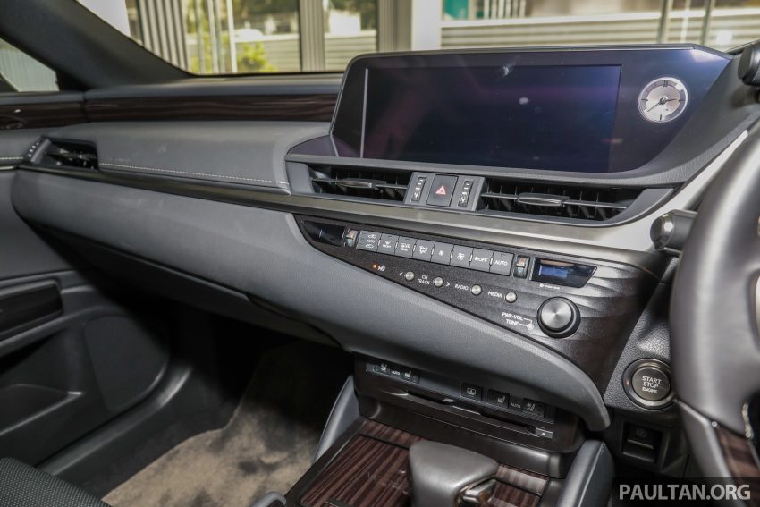 新车图集：2019 Lexus ES 250 Luxury，售价33.3万令吉 99631