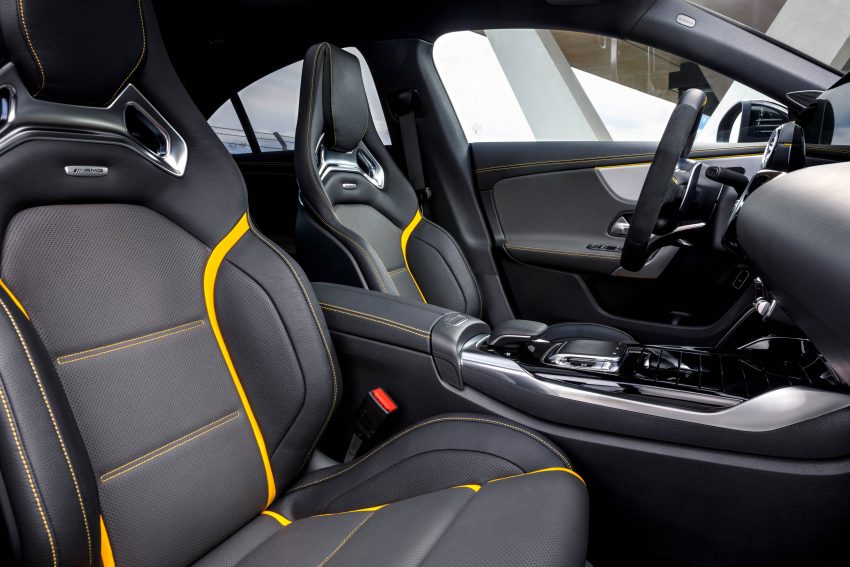 大改款 Mercedes-AMG CLA 45 4Matic+ 发布，4秒飙破百 100046
