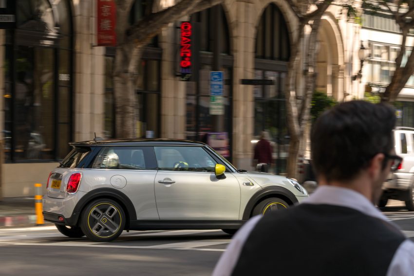 MINI 品牌首款纯电动车，全新 MINI Cooper SE 正式登场 100386