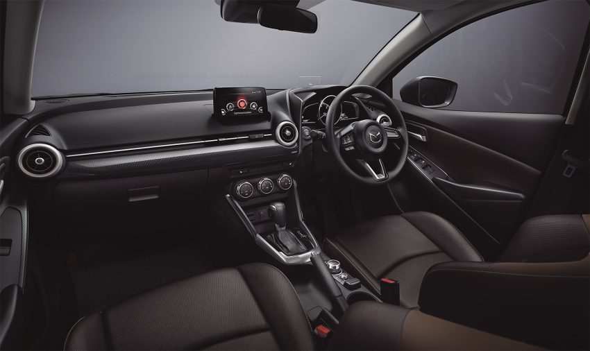 小改款 Mazda 2 官图释出，换装最新家族式魂动设计语汇 101365