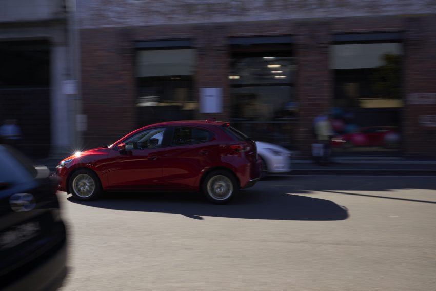 小改款 Mazda 2 官图释出，换装最新家族式魂动设计语汇 101378