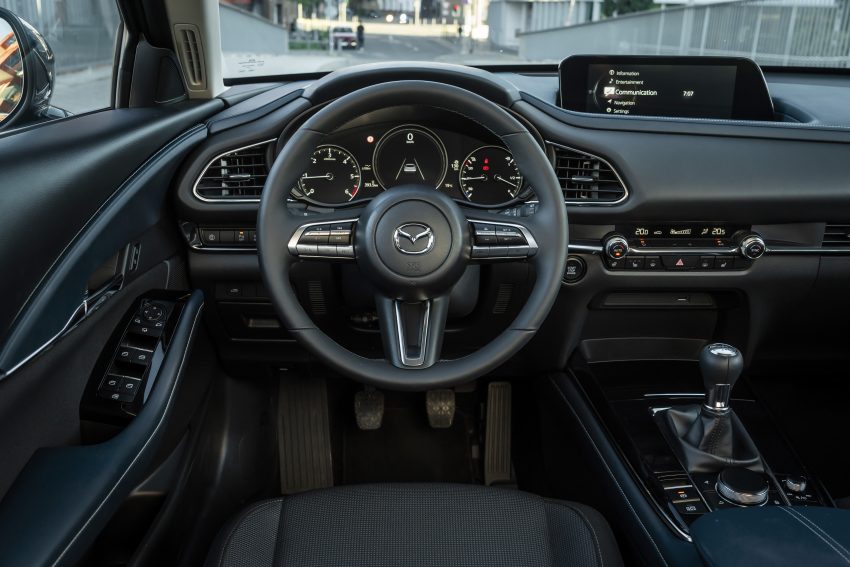 原厂发布 Mazda CX-30 官方宣传图，近期欧洲地区上市 101123