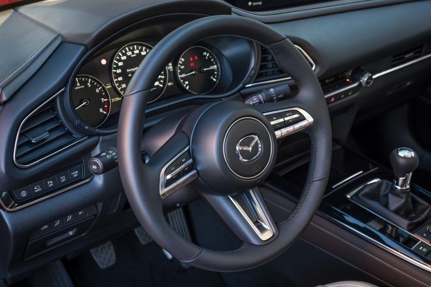 原厂发布 Mazda CX-30 官方宣传图，近期欧洲地区上市 101124