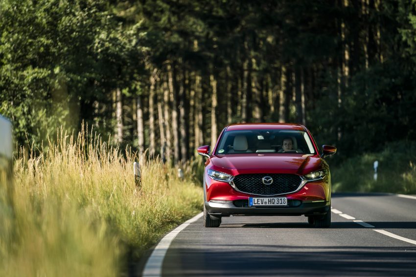 原厂发布 Mazda CX-30 官方宣传图，近期欧洲地区上市 101098