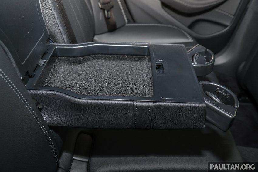 实车图集：Mercedes-Benz E200 SportStyle Avantgarde 101460