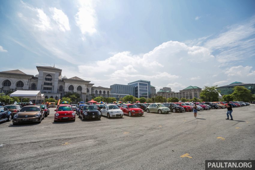 Volkswagen Beetle 告别聚会, 405辆三代甲虫车齐聚一堂 100951