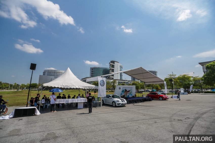 Volkswagen Beetle 告别聚会, 405辆三代甲虫车齐聚一堂 100940
