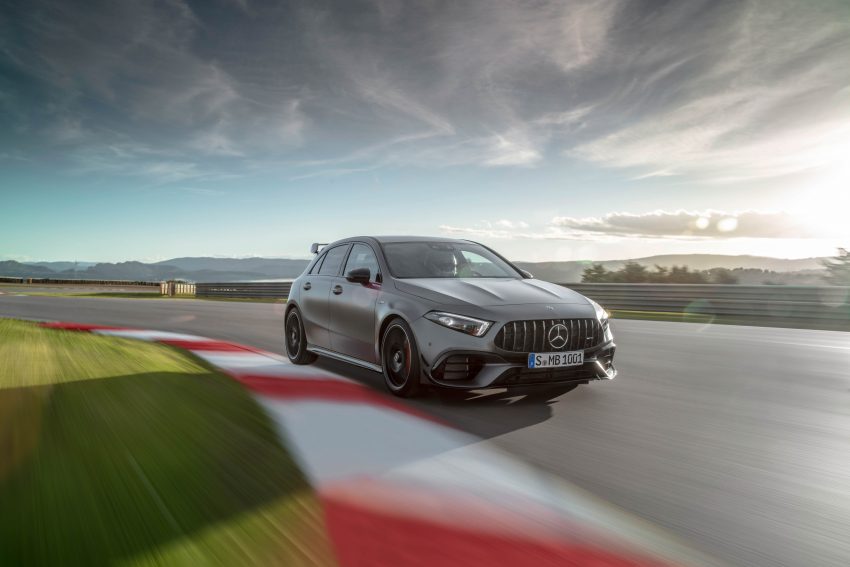 新一代 Mercedes-AMG A45 S 4Matic+ 正式登场，新增漂移模式，最大输出功率达 421 PS／500 Nm，3.9秒破百！ 99985